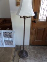ANTIQUE/VINTAGE FLOOR LAMP AND NEWER TABLE LAMP