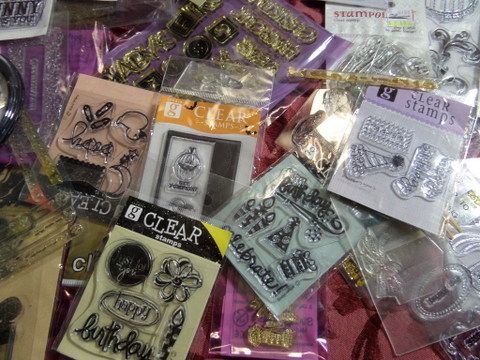 CLEAR STAMP SUPER BONANZA WITH STICKERS, INK PADS AND CARDSTOCK