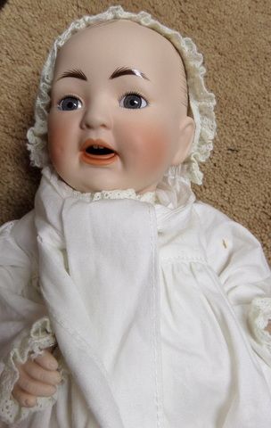 VICTORIAN TRADING COMPANY REPRODUCTION COLLECTIBLE BISQUE DOLL