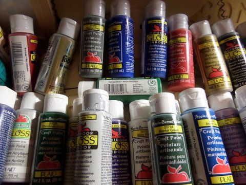 APPROXIMATELY 50 NEW WITH SEALS ACRYLIC PAINTS AND WOOD DESIGNS TO PAINT