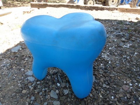 BLUE TOOTH STOOL