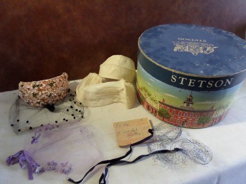 STETSON HAT BOX WITH HATS AND VEILS