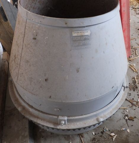 LARGE - USED ONCE CEMENT MIXER WITH MOTOR
