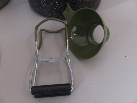 CANNING - PRESSURE COOKER - CERAMIC ON STEEL POT - VINTAGE JARS 