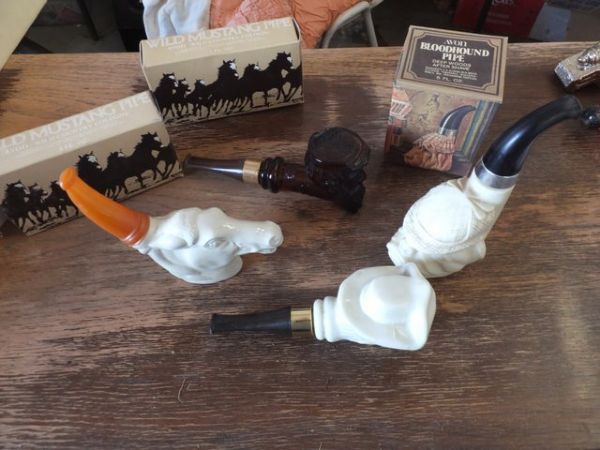 AVON COLLECTIBLES - PIPES  