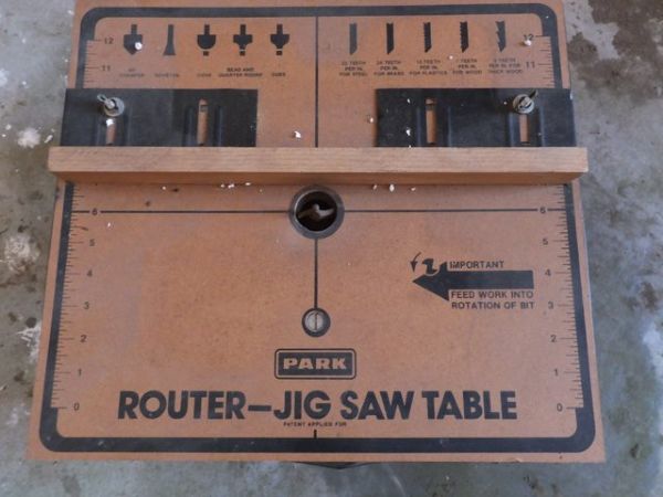 ROUTER TABLE 15 x 17  WITH ATTACHED ROCKWELL INTERNATIONAL ROUTER