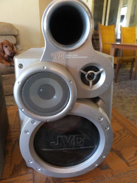 JVC BOOM BOX WITH 2 BIG SPEAKERS AND LOTS OF BELLS AND WHISTLES.