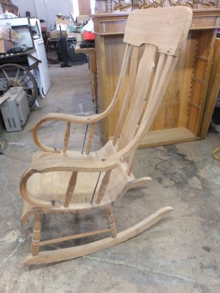 WONDERFUL PRIMATIVE BENTWOOD ROCKER -  STRIPPED & READY FOR YOUR FAVORITE FINISH