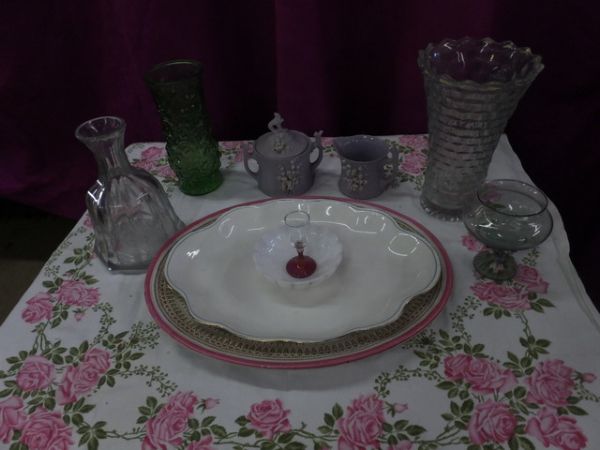 THIS VINTAGE CHINA LOT IS SO PRETTY EVEN A COWBOY SAID THAT'S BEE-U-TIFUL!