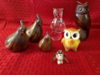 VINTAGE OWLS AND ARTIST SIGNED QUAIL FAMILY