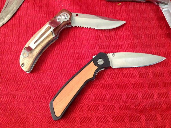 SIX FOLDING & POCKET KNIVES PLUS TWO KNIFE AND FILE BELT CLIPS