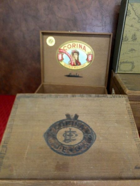 VARIOUS WOODEN CIGAR BOXES, A CARDBOARD CIGAR BOX & A WOODEN REDWOOD BOX