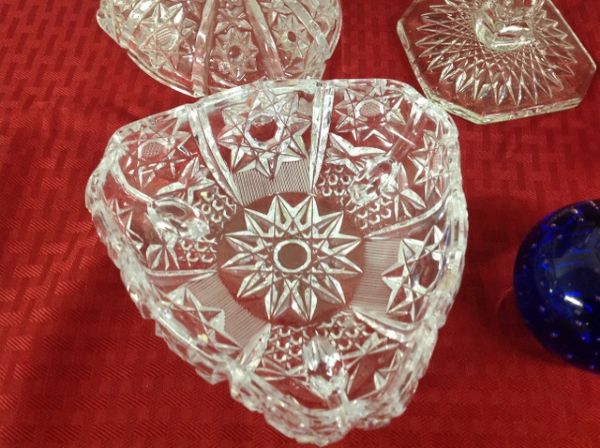 RADIANT LEAD GLASS CRYSTAL & COLLECTIBLE PAPER WEIGHT