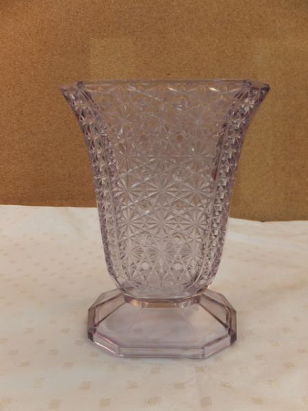 EARLY AMERICAN PURPLED PRESSED GLASS VASE.