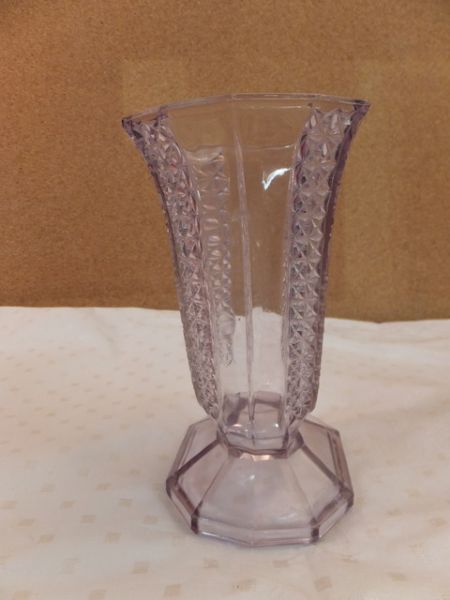 EARLY AMERICAN PURPLED PRESSED GLASS VASE.