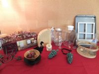 GIFT & KITCHEN ITEMS & COLLECTIBLES