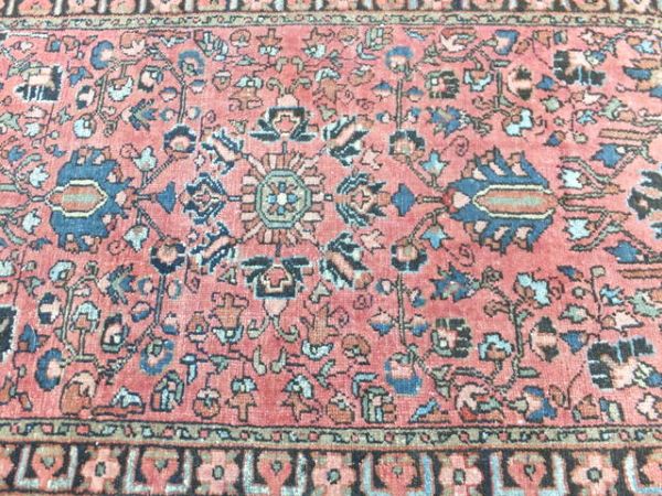 PERSIAN HALL RUG/SALMON/RED WITH BLUES & TANS
