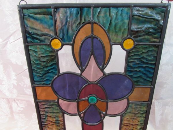 HANGING  LEADED STAINED GLASS  - BEAUTIFUL COLORS