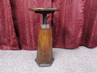 ANTIQUE WOOD STOOL WITH HEXAGON BASE.