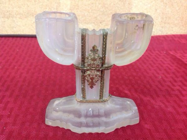 FABULOUS ANTIQUE FROSTED GLASS DOUBLE CANDLE HOLDER 