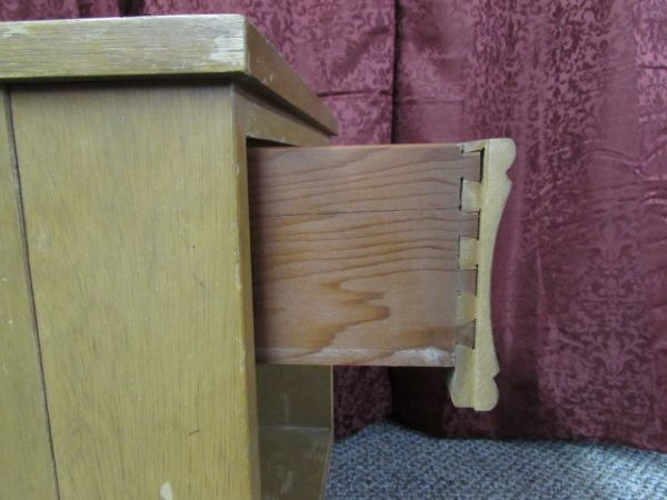 MATCHING VINTAGE SOLID WOOD NIGHTSTAND