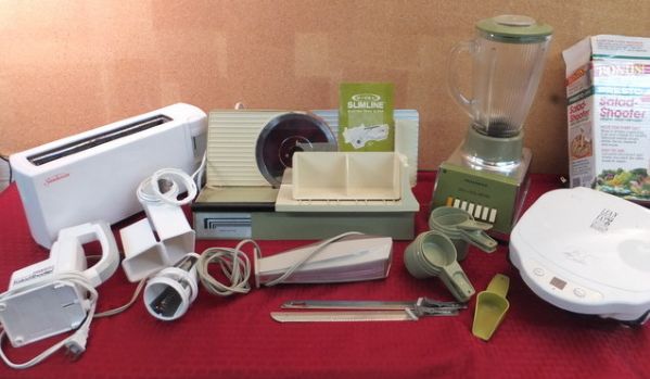 SMALL KITCHEN APPLIANCES - SALAD SHOOTER, LEAN MEAN GRILLING MACHINE, SLICER & MORE