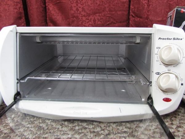 KITCHEN HELPERS - TOASTER OVEN, GRILL & HAND BLENDER
