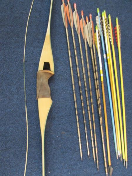 CUSTOM MADE MAPLE RECURVE BOW WITH ARROWS