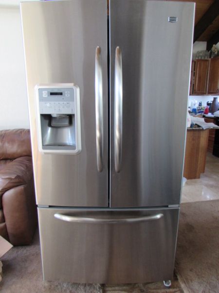 MAYTAG STAINLESS FRENCH DOOR REFRIGERATOR