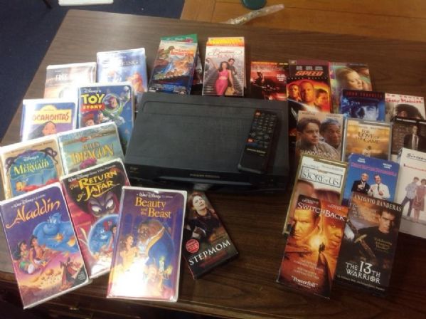 PHILLIPS MAGNOVOX VHS PLAYER & REMOTE WITH 25 PLUS MOVIES