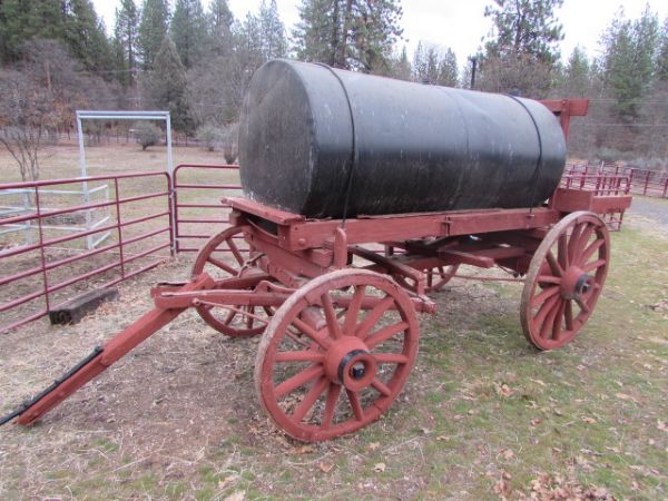 HORSE DRAWN TANKER WAGON ** THERE IS A RESERVE ON THIS ITEM **