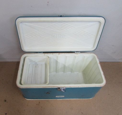 VINTAGE METAL THERMOS ICE CHEST