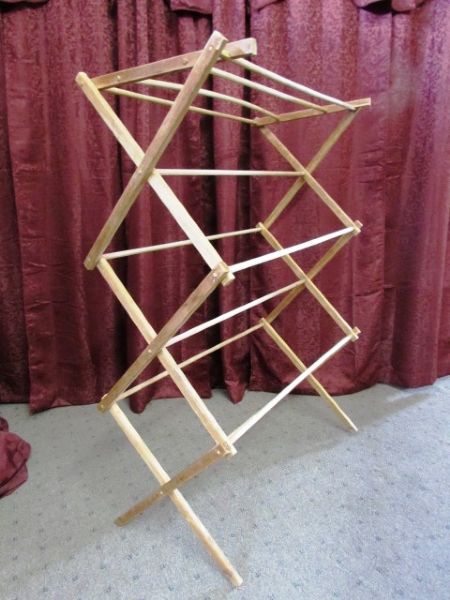 VINTAGE WOODEN FOLDING CLOTHES DRYING RACK 
