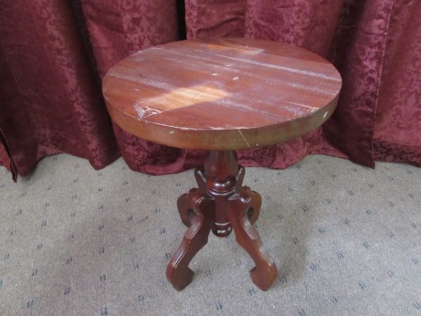 VINTAGE VICTORIAN MARBLE TOP PARLOR TABLE