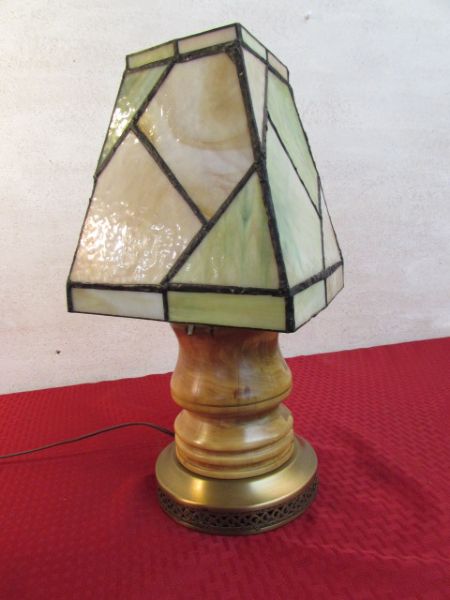 FABULOUS HAND CRAFTED TABLE LAMP