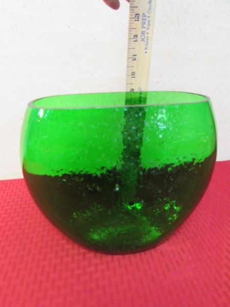 HAND BLOWN LARGE GREEN BUBBLE GLASS VASE