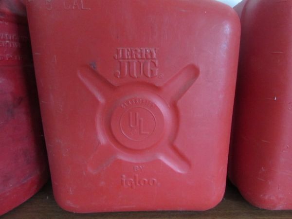 VINTAGE METAL GAS CAN & 3 PLASTIC CANS