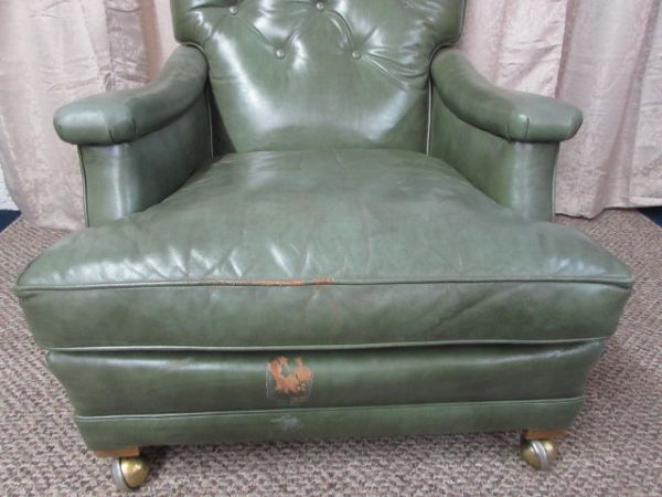 MID CENTURY FINE LEATHER UPHOLSTERED CHAIR - OR LEATHER FOR CRAFTING