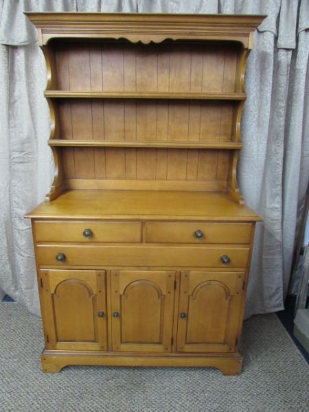 EARLY AMERICAN TWO PIECE HUTCH