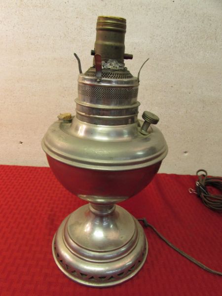 ANTIQUE HURRICANE LAMP