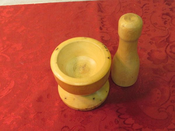 WOOD BLOCK FOR TURNING WITH PESTLE & MORTOR SET