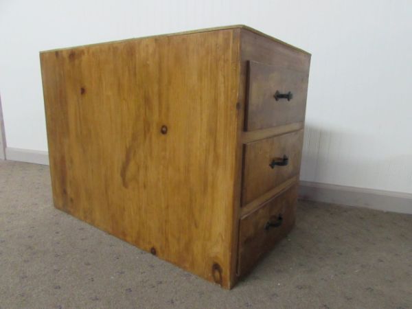 THREE DRAWER CABINET WITH WET-OR-DRY SANDING CLOTH AND MORE!