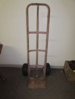 STURDY DOLLY WITH INFLATABLE TIRES