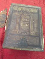 ANTIQUE, ca 1870 WELL ILLUSTRATED BIBLE
