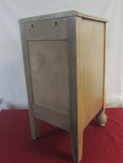 ANTIQUE WOOD NIGHTSTAND WITH  DECORATIVE TRIM