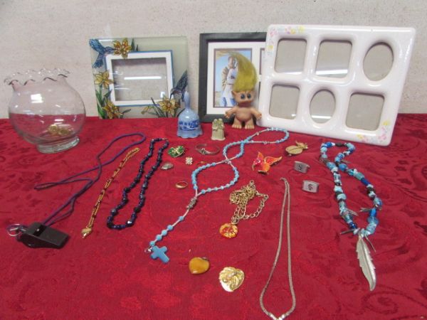 VARIETY LOT OF COSTUME JEWELRY, PICTURE FRAMES & MORE