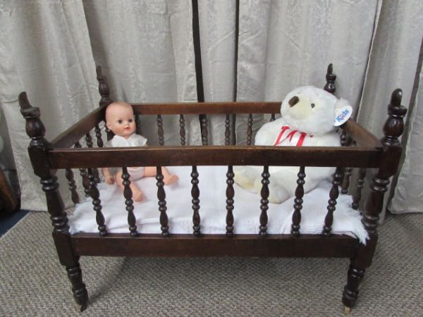 Lot Detail - ANTIQUE C. 1880'S SOLID WOOD BABY CRIB 