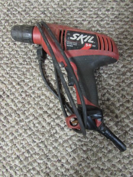 MULTIPLE POWER TOOLS & HAND SAWS