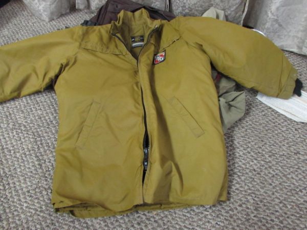 HUNTING BACKPACK, STESON HAT, ARROW QUIVER, STEARNS JACKET & MORE