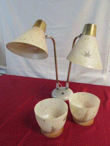 RETRO MID-CENTURY MODERN DESK LAMP & MATCHING BOWLS